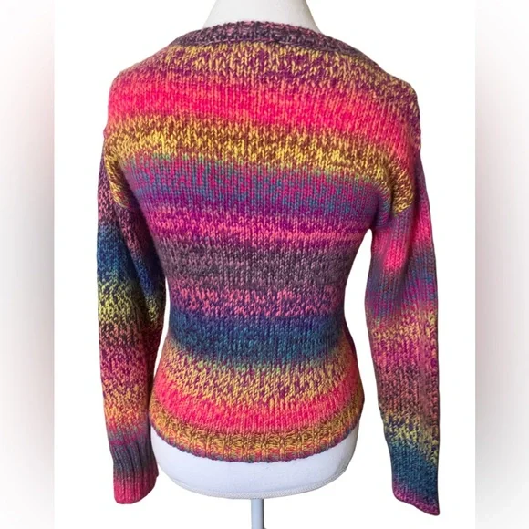 Ultra Flirt Brightly colored sweater - Picture 5 of 10